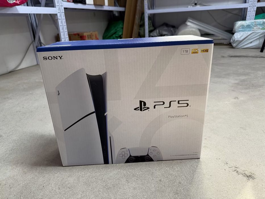 Запечатаная (новая) playstation 5 slim