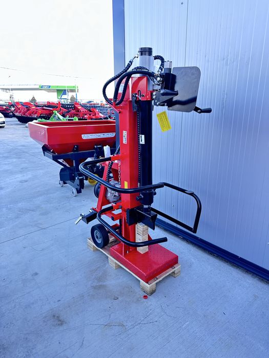 Despicator lemn 16 tone , crapator lemn , spargator cursa 1004