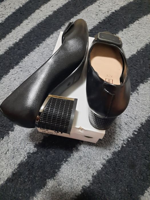 Дамски официални обувки