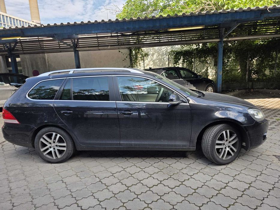Vand Golf 6 din 2011, 5200 euro, pret negociabil, cutie automata, 7+1 viteze, bine intretinuta cu service la zi