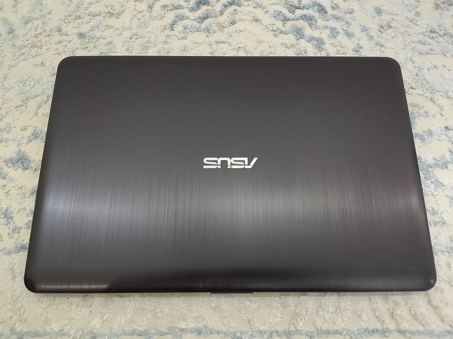 Офиснойиноутбук Asus