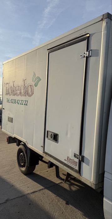 Vand cub frigorific la 220w