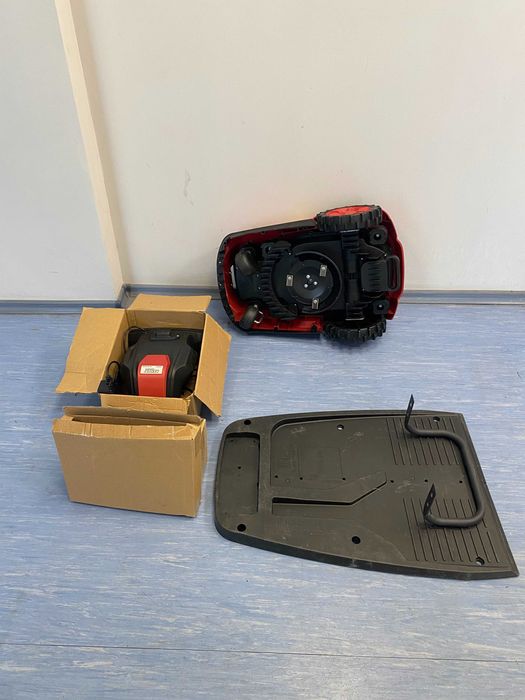 075344	Косачка робот безчеткова 180mm 20V 2Ah 400m2 RD-RLM44