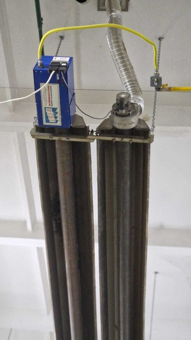 VAND si Montez Panouri Radiante pe Gaze Naturale 49,5 Kw