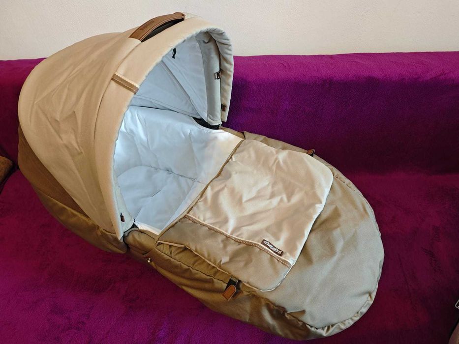 Carucior Peg Perego 3 in 1 + isofix
