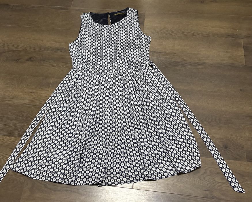 Rochie marimea 12UK
