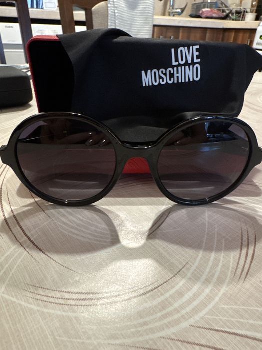 Слънчеви очила  DKNY,Moschino,Gino Rossi,HUGO,Christian DIOR