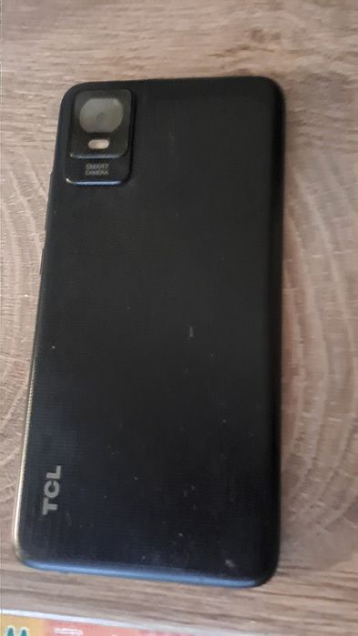 Смартфон TCL 403