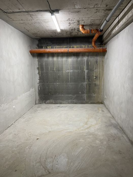 Дава се под наем Гараж / Паркомясто в София, Студентски град - 18 кв.м за 117.3 € - Снимка #1