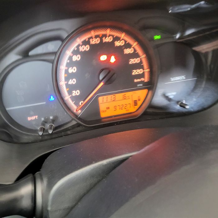 Тойота Ярис 2017