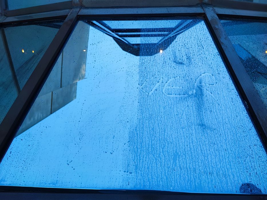 Spălat/curățat geamuri,pavaje hale industriale, acoperișuri