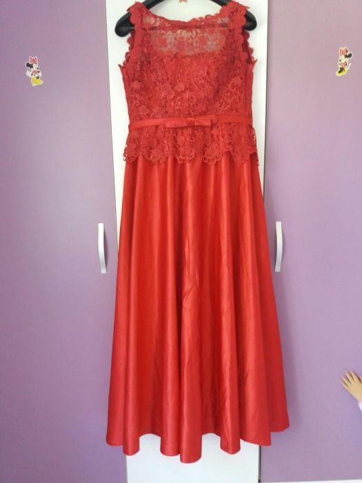 Rochie de seară rosie