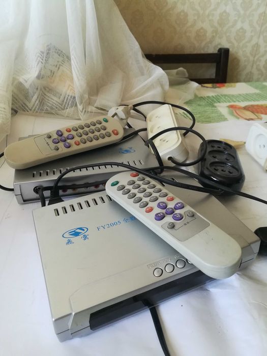 выключатели (инфракрасный пульт) , термореле