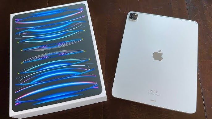 iPad pro m2 Holati yaxshi karobka dakumentibor
