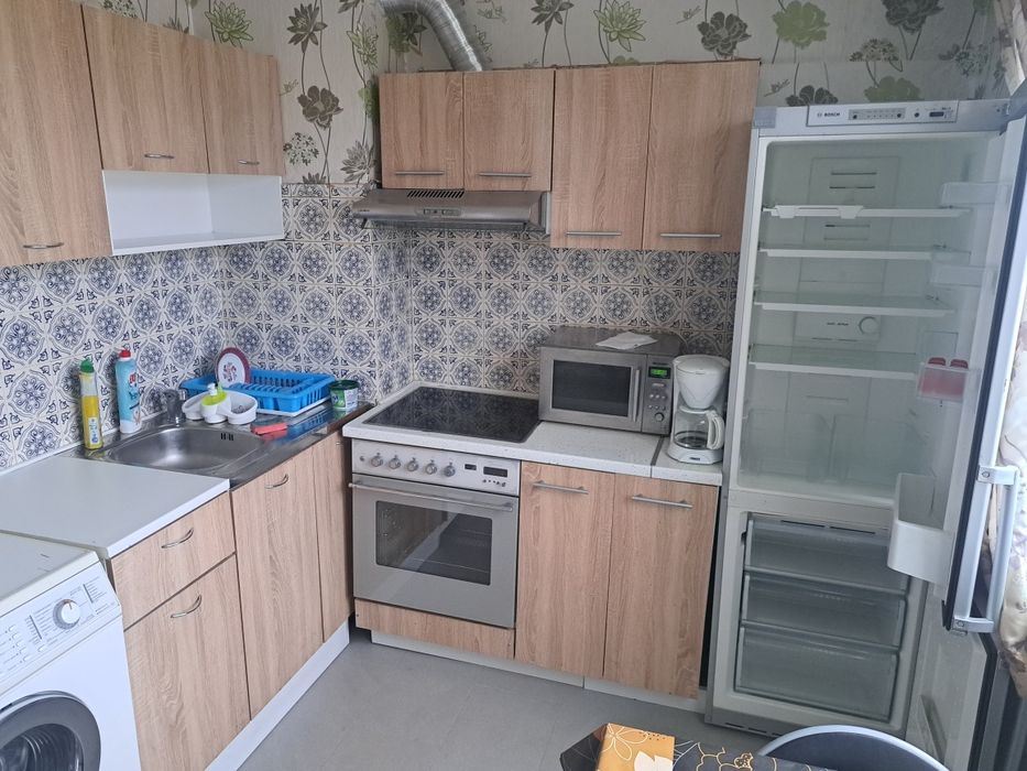 Дава се под наем Едностаен апартамент в София, Зона Б-5-3 - 42 кв.м за 419 € - Снимка #1