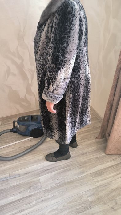 Шуба мутон женская,размер 50-52.