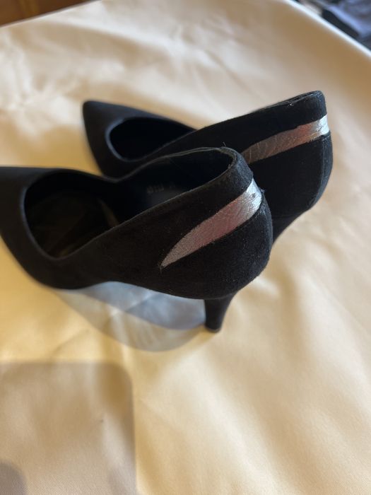 Елегантни дамски обувки на ток, номер 39