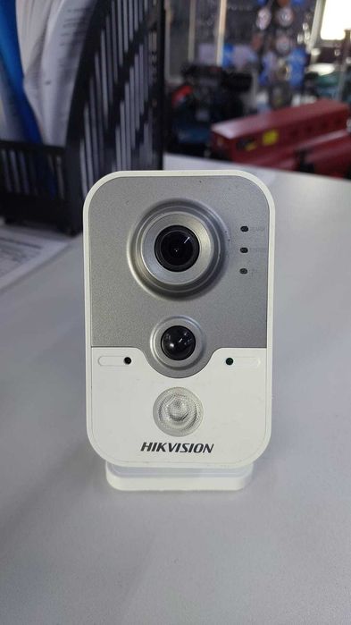 Б/У камеры и регистраторы HiWatch, Hikvision
