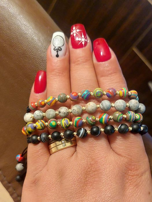 Bratari reglabile unisex cu bile și accesorii de aur!