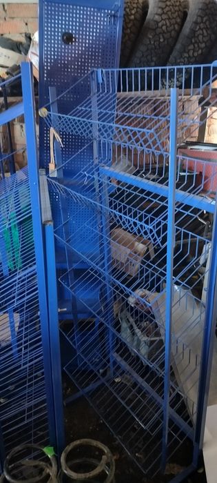 Продам стеллажи 6 секций