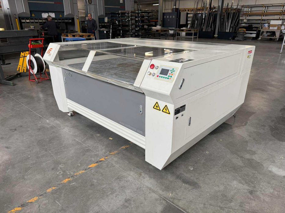 CO2 Лазер 150W за рязане и гравиране на неметали