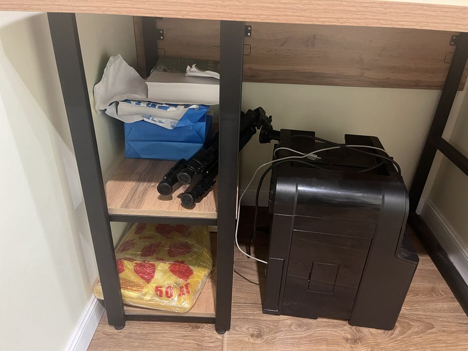 Стол письменный/ офисный