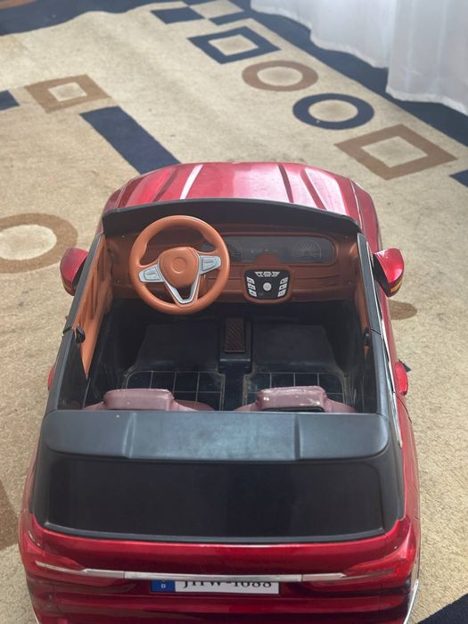 Детский электрическая машина с пультом управления