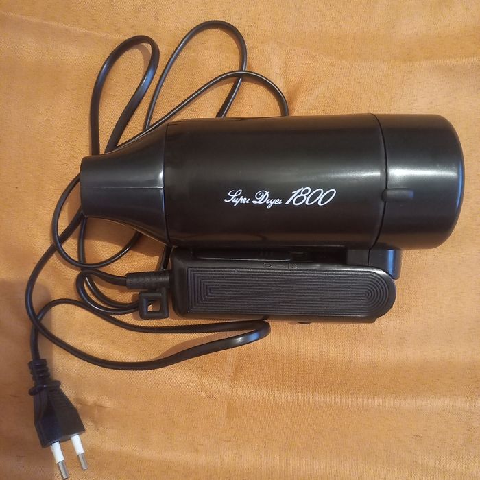 Фен для сушки волос