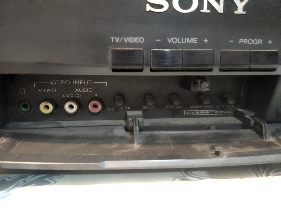 Телевизор Sony (53см). Televizor.