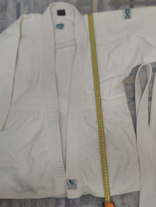 DAX  комплект за джудо 140см бял модел KIDS 450гр