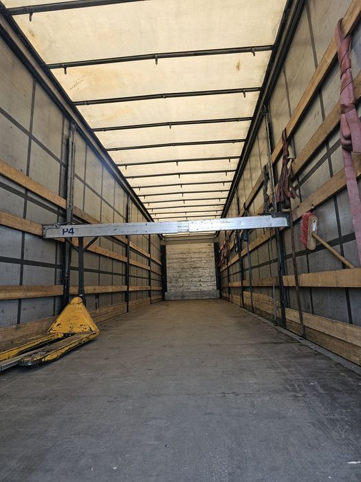 Semiremorca Schmitz 2013 cu LIFT