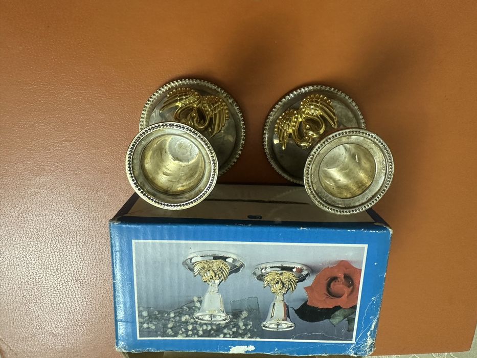 Подсвечники