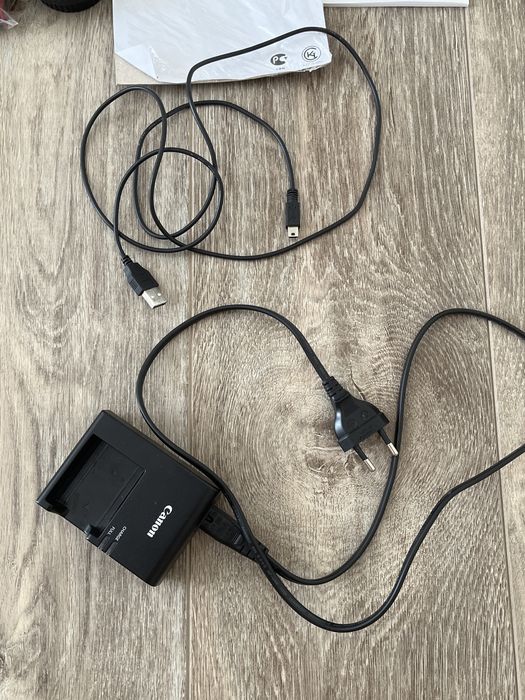 Фотоаппарат CANON 1100D