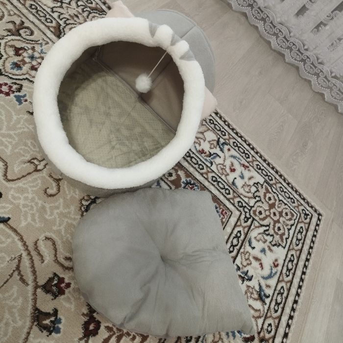 Лежанка домик для животных