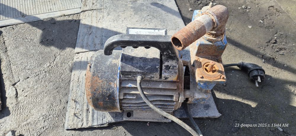 Насос водяной б/у