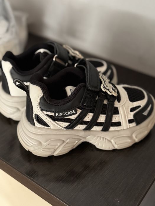 Продам крассовки