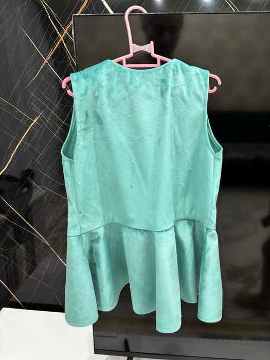 Жакет для девочки на 7-8 лет