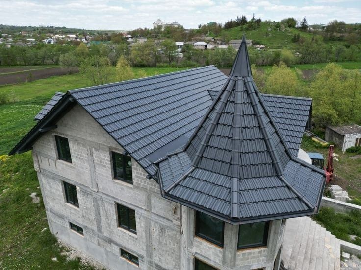 Constructii acoperisuri noi renovari acoperis vechi reparatie urgenta