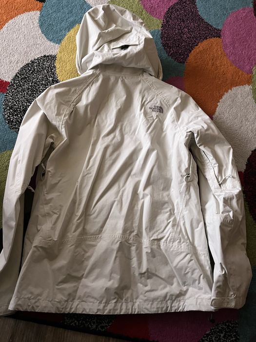 Vând geacă The North Face