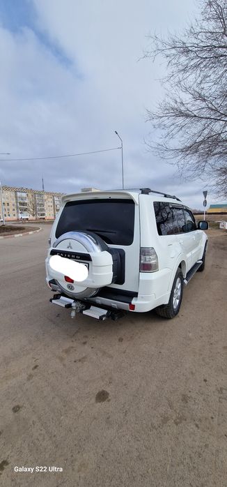 Mitsubishi pajero 4
