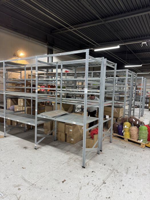 Rafturi metalice METALSISTEM zincate
