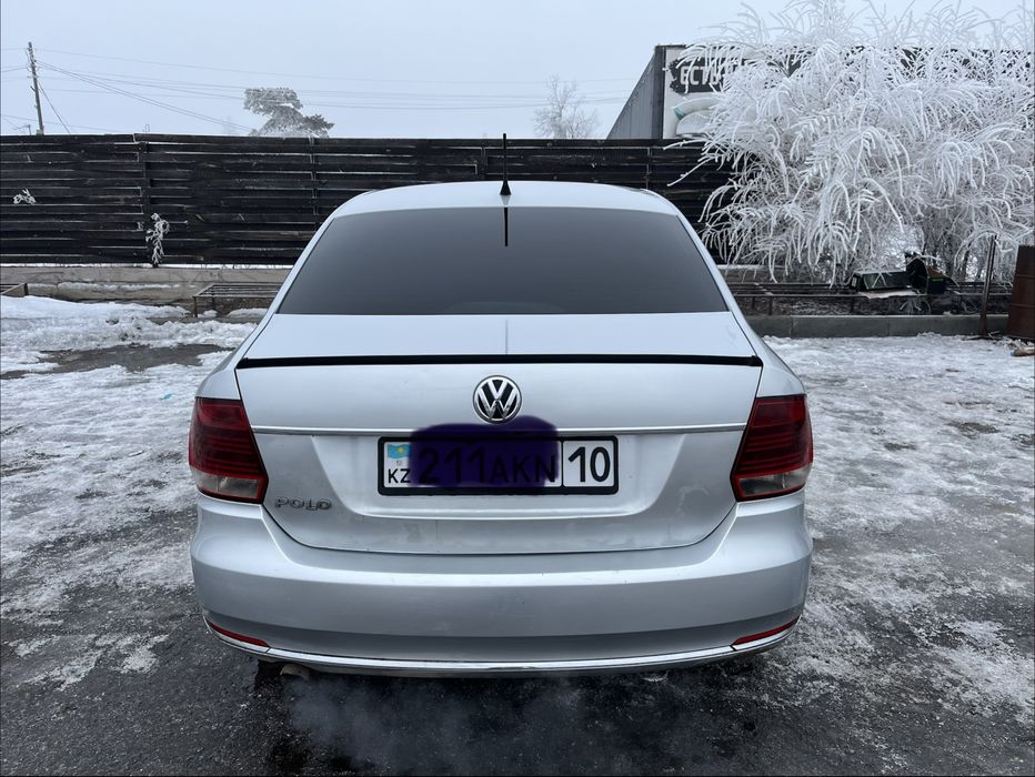 Фольксваген поло 2015г.