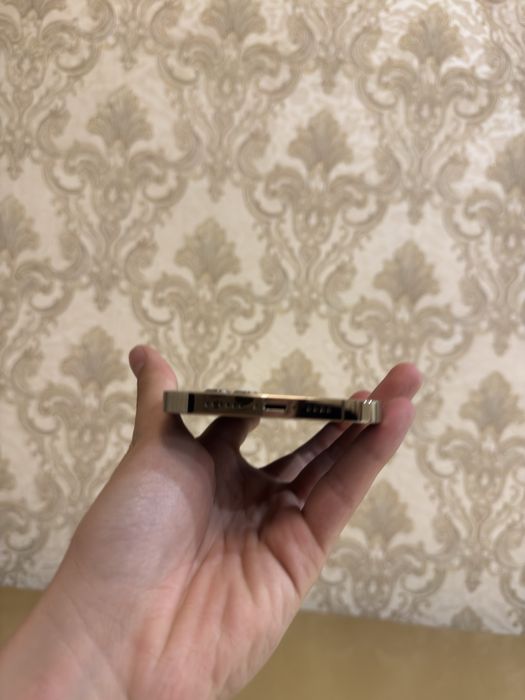 Iphone 13 Pro Max nasiya savdo bor