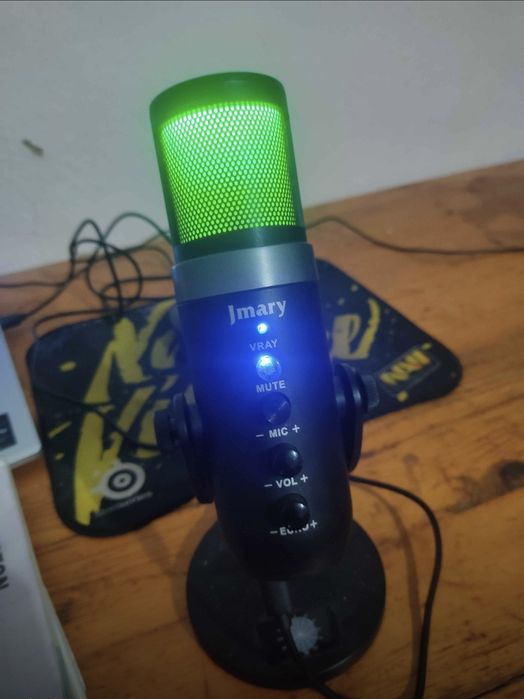 Микрофон продаётся