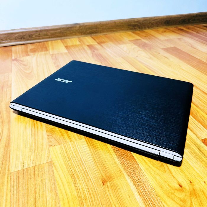 Laptop Acer Gold&Black / IntelCore i3-5005U / Windows 11 / 8GB RAM / Livrare GRATUITA!