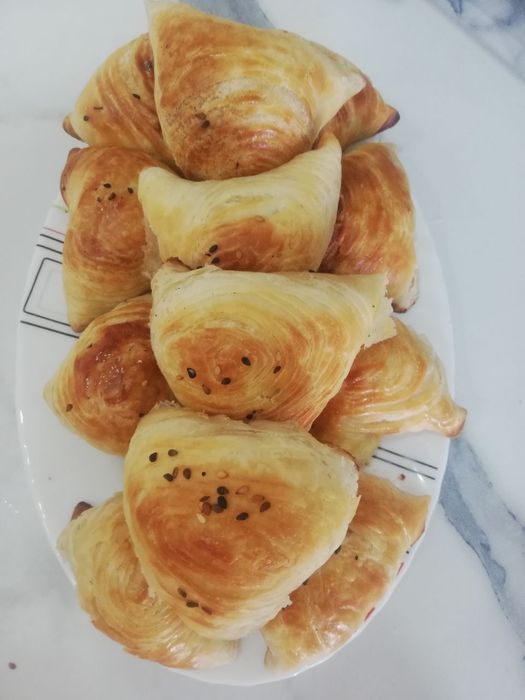 Toza va sifatli somsa hamiri bor