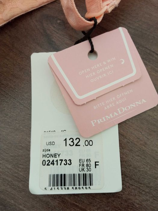 PRIMA DONNA TWIST сутиен с формована чашка  EU 65F, UK 30F, FR 80F