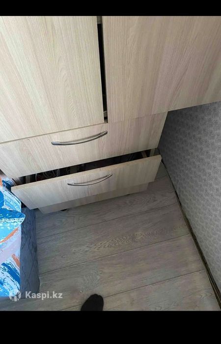 Продам шкафы  б.у