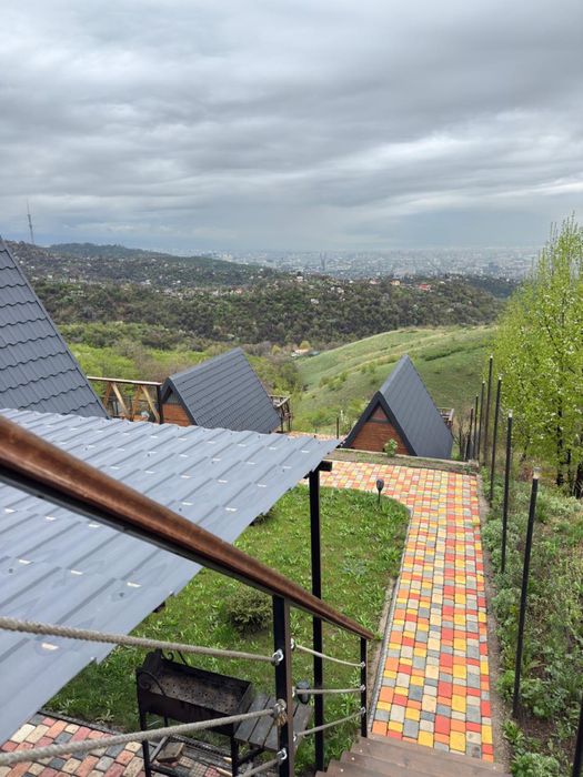 Домик с видом на город посуточно