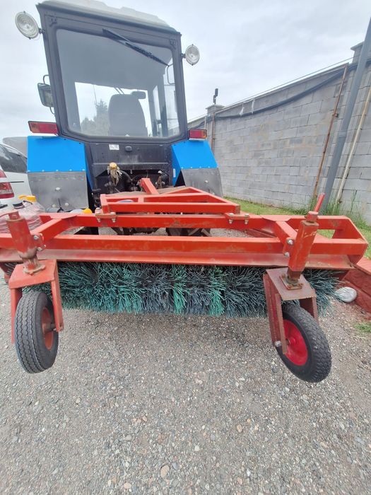 Щётка коммунальная